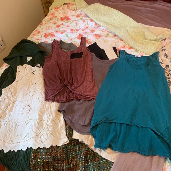 Cosmic Blue’s Closet💫🌠✨ - Picture 5 of 8